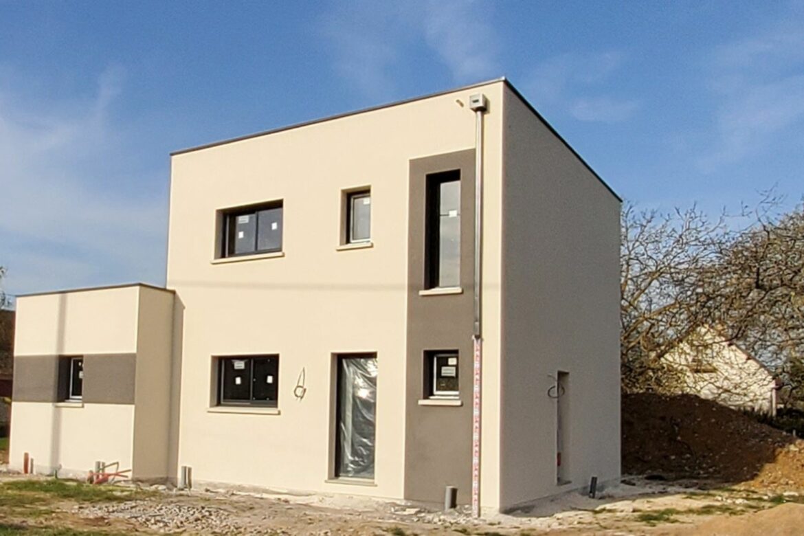 Maison moderne style cubique de 110 m2 à Châlette-sur-Loing (45)